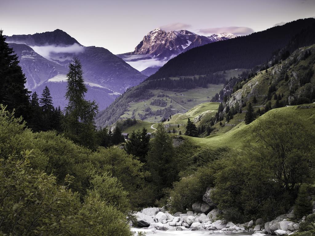 Nangijala Hostel Disentis Dış mekan fotoğraf